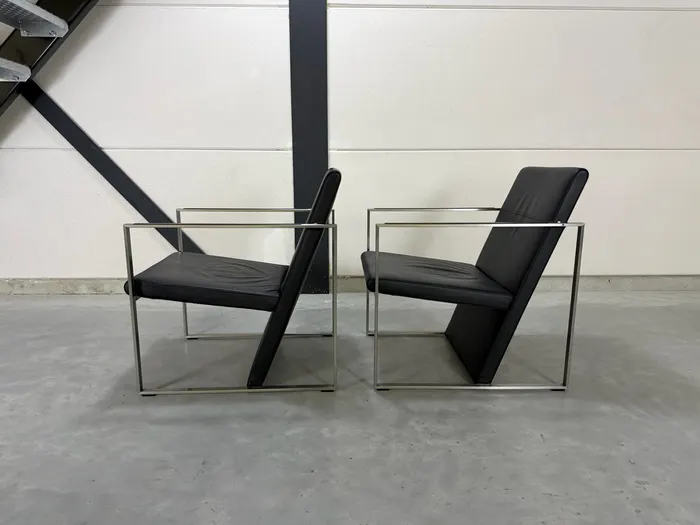 Arco Spine Sessel, Schwarzes Leder & Stahl — Sessel (Foto 3)