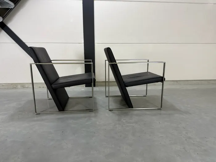 Arco Spine Sessel, Schwarzes Leder & Stahl — Sessel (Foto 5)