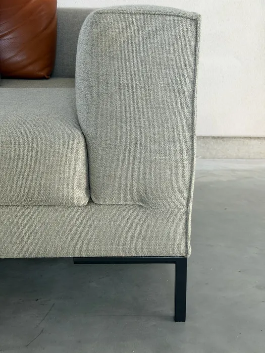 Design on Stock Aikon Lounge, zandgrijs, met poef — Bank (foto 11)