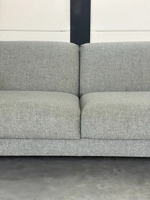 Design on Stock Aikon 4-Sitzer Sofa, Hellgrau — Sofa (Foto 7)