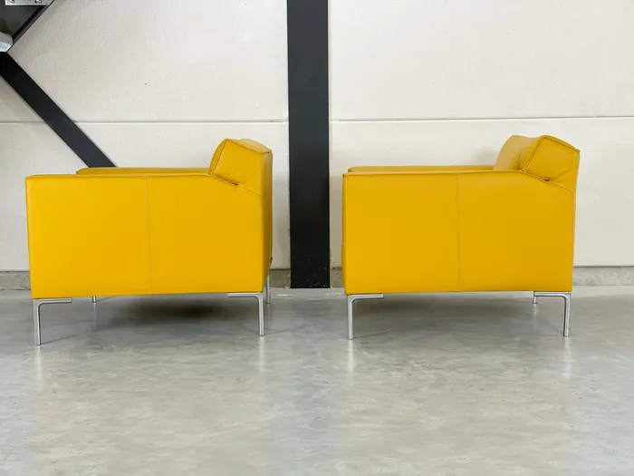 Design on Stock Bloq Sessel, ockergelbes Leder — Sessel (Foto 5)