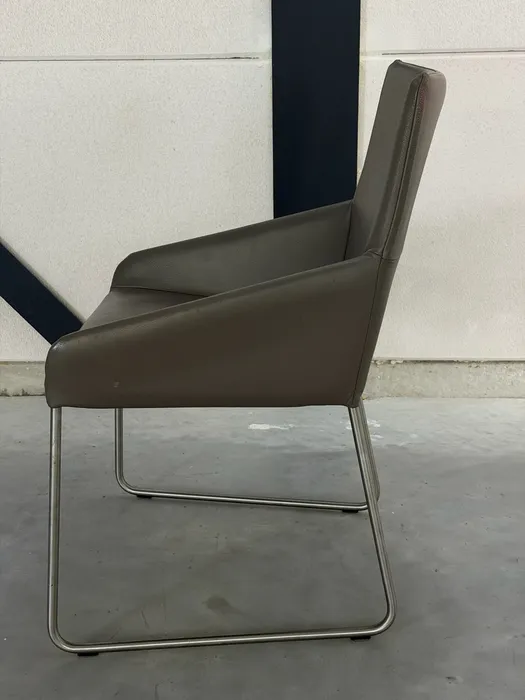 Design on Stock Vico Esszimmerstühle (6er-Set), graubraunes Leder — Stuhl (Foto 6)