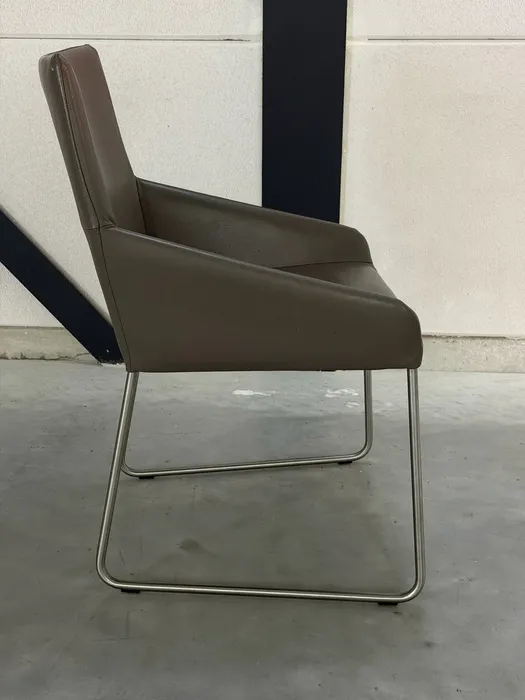 Design on Stock Vico Esszimmerstühle (6er-Set), graubraunes Leder — Stuhl (Foto 8)