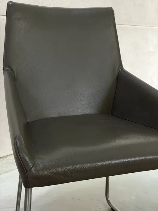 Design on Stock Vico Esszimmerstühle (6er-Set), graubraunes Leder — Stuhl (Foto 10)