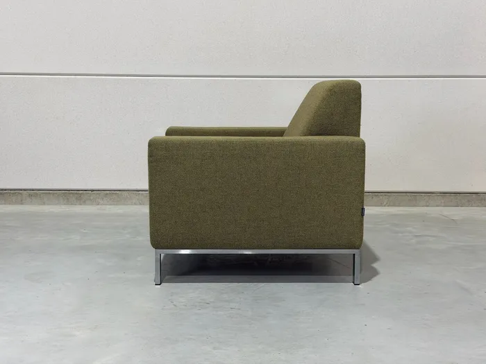 Gelderland 6511 fauteuil, groenbruine stof — Fauteuil (foto 4)