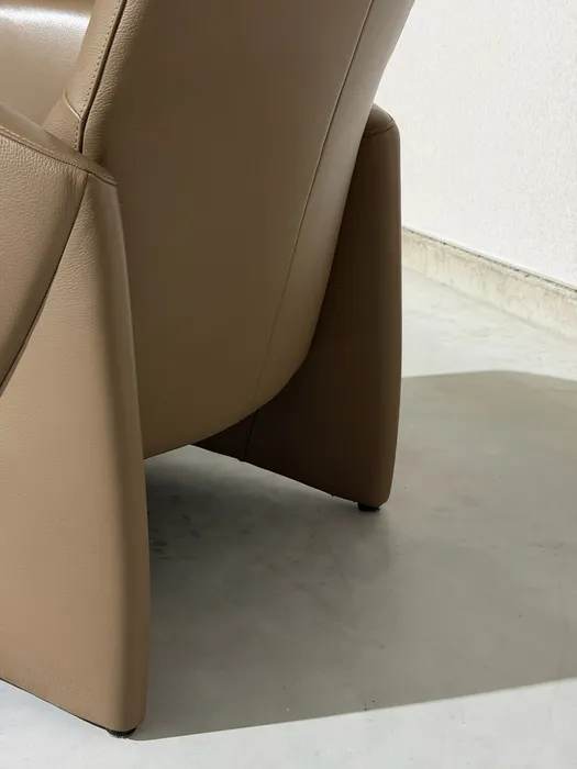 Jori Vinci relaxfauteuil, Celia Mokka leer — Fauteuil (foto 10)