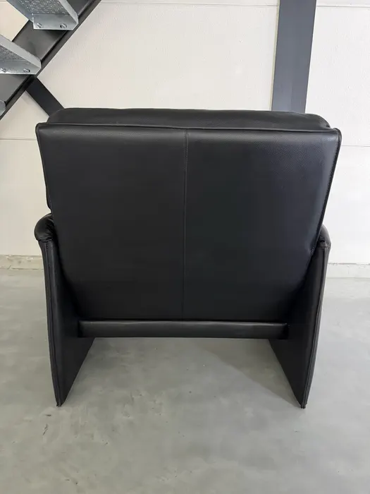 Leolux Bora Beta Sessel mit Hocker — Sessel (Foto 4)