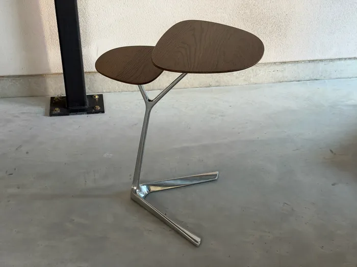 Leolux Portello bijzettafel, eiken — Tafel (foto 2)