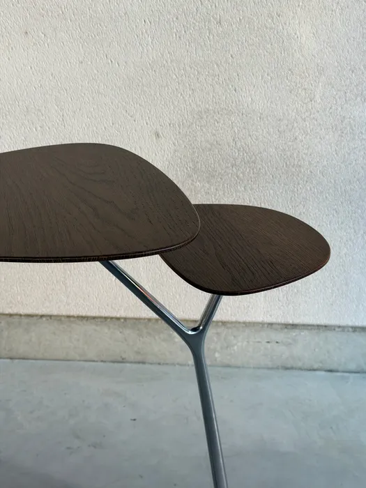 Leolux Portello bijzettafel, eiken — Tafel (foto 3)