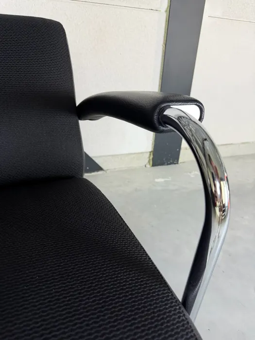 Leolux Scylla designfauteuil, zwart — Fauteuil (foto 9)