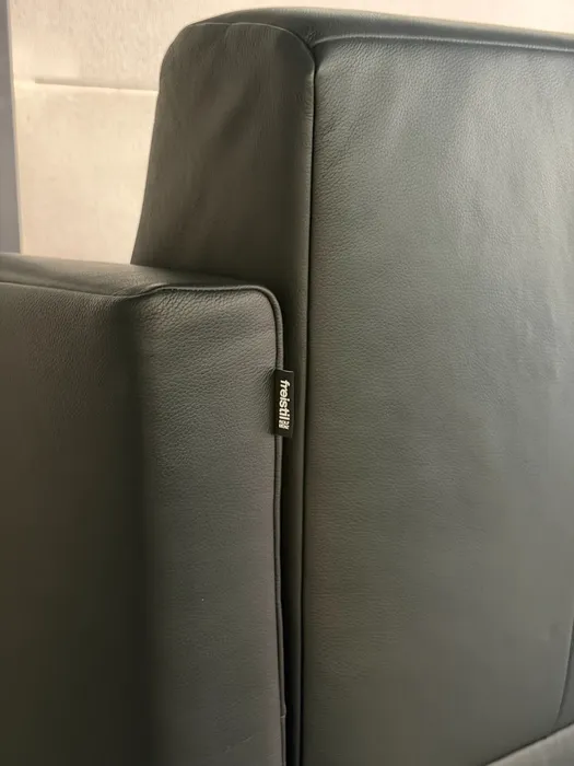 Rolf Benz Freistil 141 fauteuil, zwart leer — Fauteuil (foto 6)