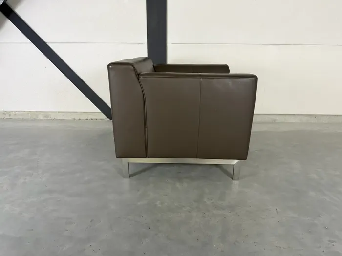 Rolf Benz Linea fauteuil, taupebruin leer — Fauteuil (foto 5)
