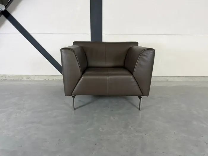 Rolf Benz Linea fauteuil, taupebruin leer